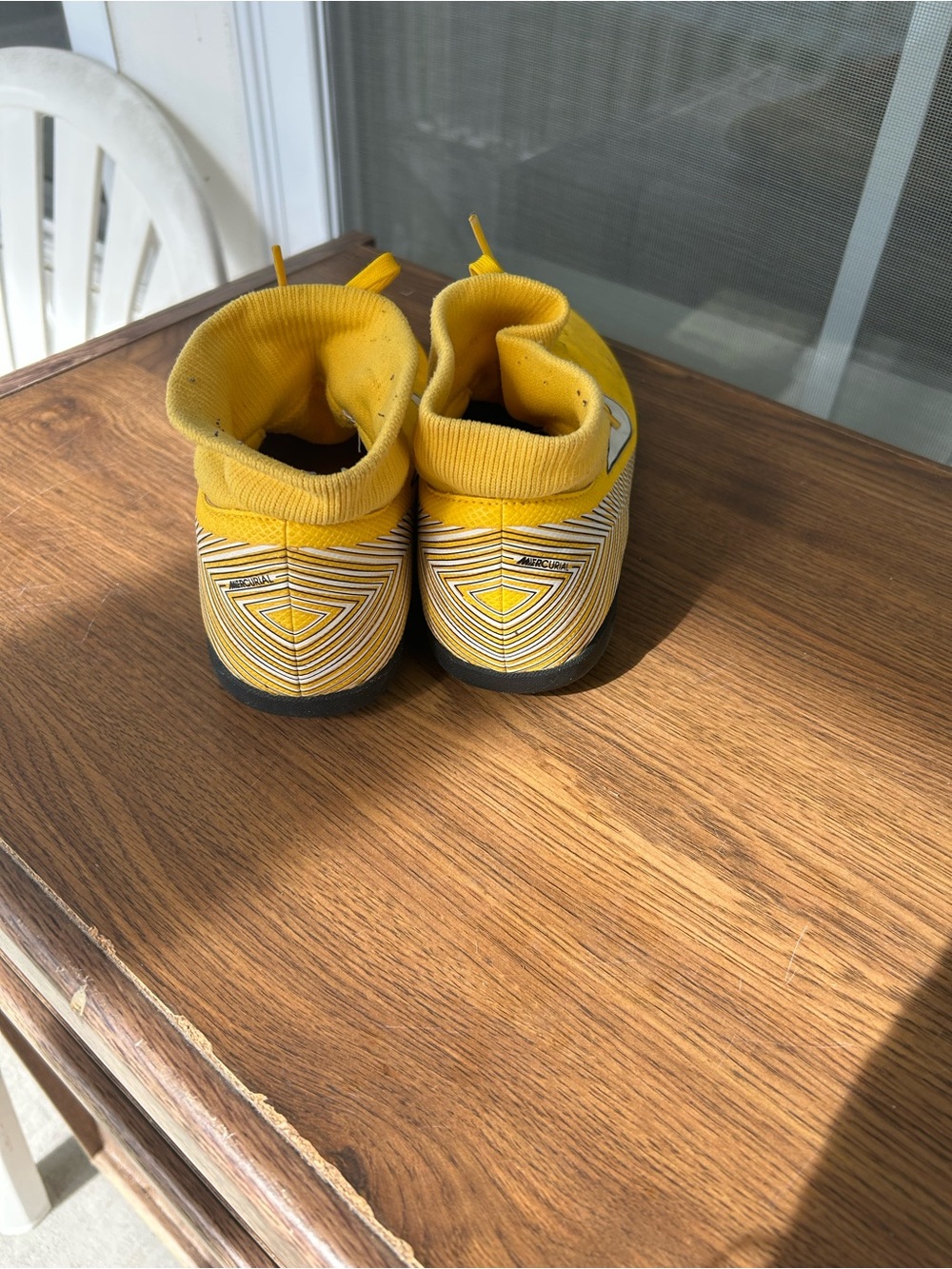 Shoes - Picture 4 of 4